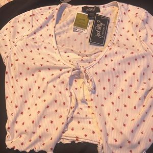 White floral tube top & cardigan set.